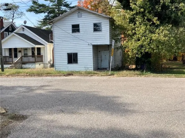 1921 N Main St, Point Pleasant, WV 25550