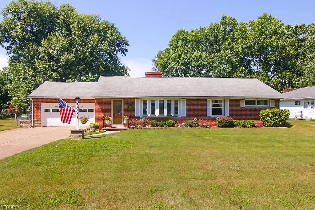 8831 Spring Valley Dr photo 1