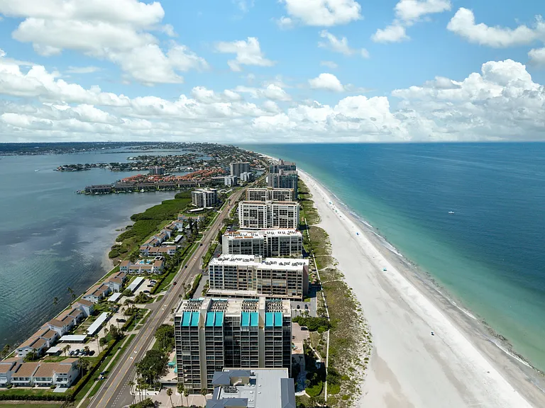 1401 Gulf Blvd #206 — Photo 15