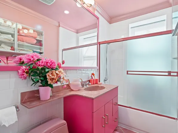 28-07 36th Avenue image 10 of 16