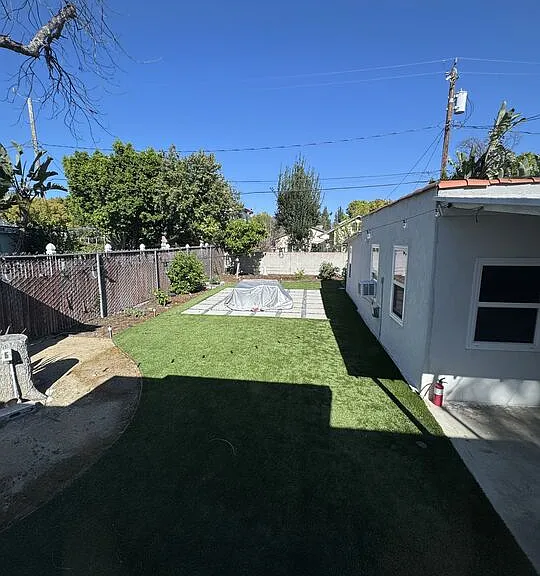 446 N California St — Photo 8