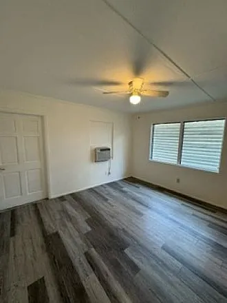 825 Eaton St #C — Photo 5