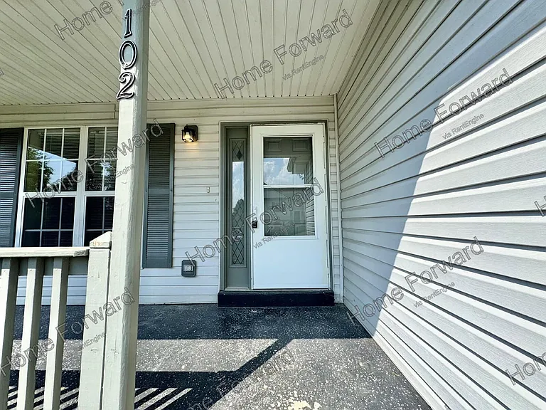 102 Dale Hollow Dr — Photo 3