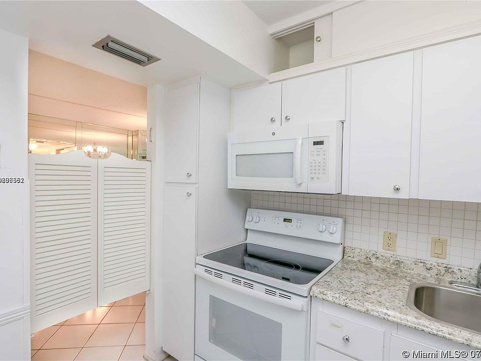 1st image of 20400 W Country Club Dr APT 207