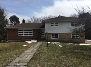 24 Coxe St, Hazleton, PA 18201