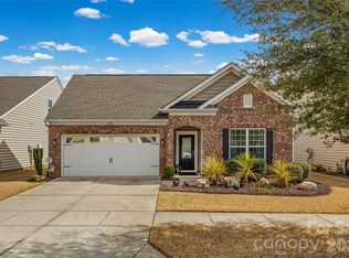 421 Brier Knob Dr, Fort Mill, SC 29715