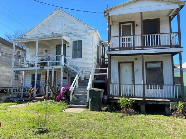 1307 34th St, Galveston, TX 77550