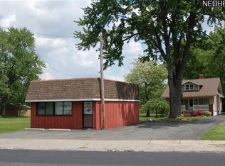 4531 Columbia Rd, North Olmsted, OH 44070