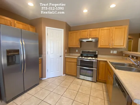 5195 Arena Dr, Las Cruces, NM 88012
