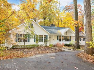 3462 Hazelton Ave, Rochester Hills, MI 48307