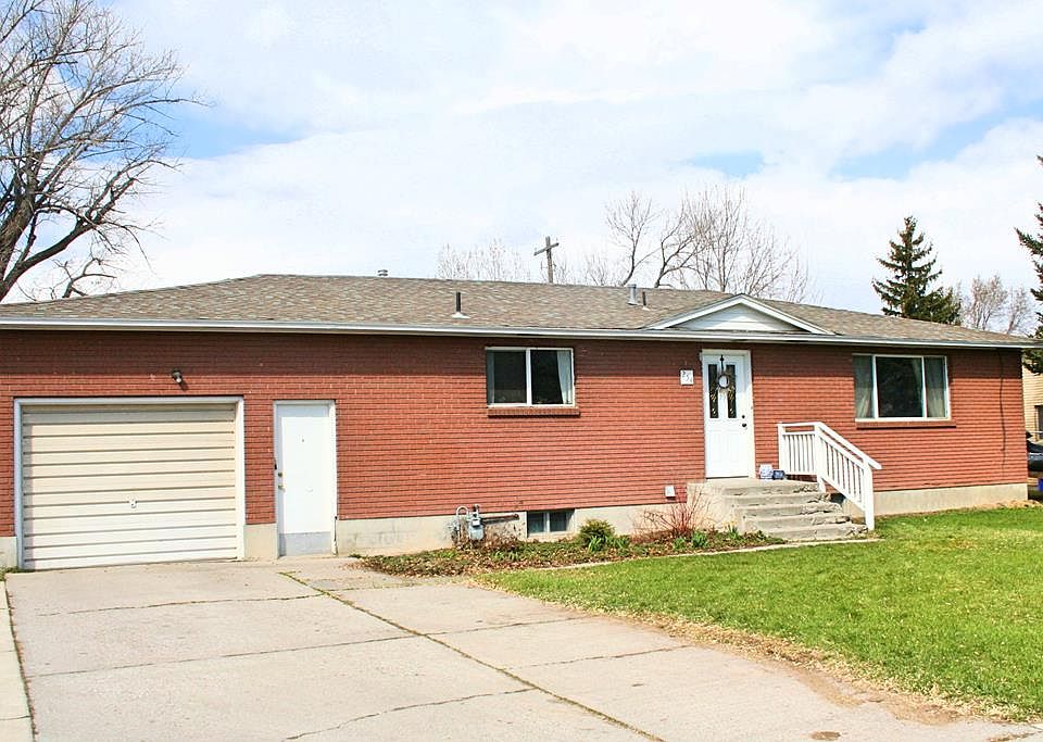 1st image of 254 Steiner Ave