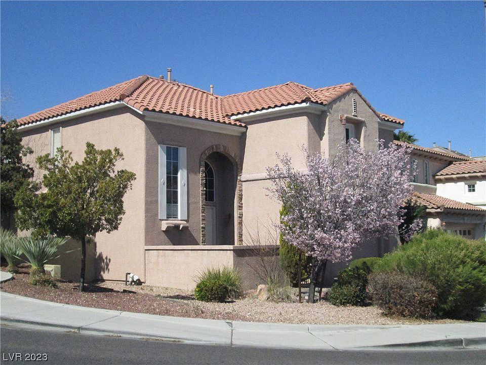 1st image of 2222 Sandstone Bluffs Dr