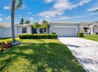 5812 Crane Dr, Lakeland, FL 33809