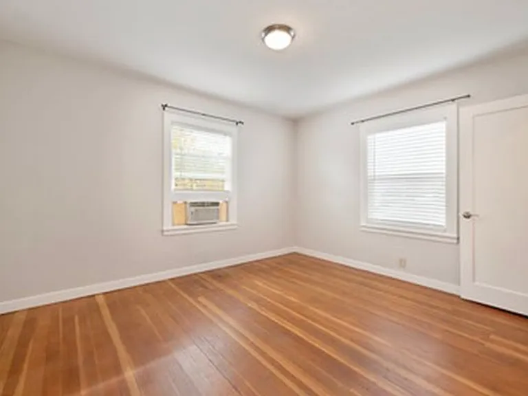 615 Oak St #B — Photo 7