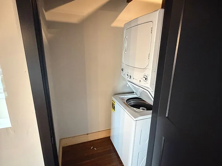 210 S Railroad St #101 — Photo 14