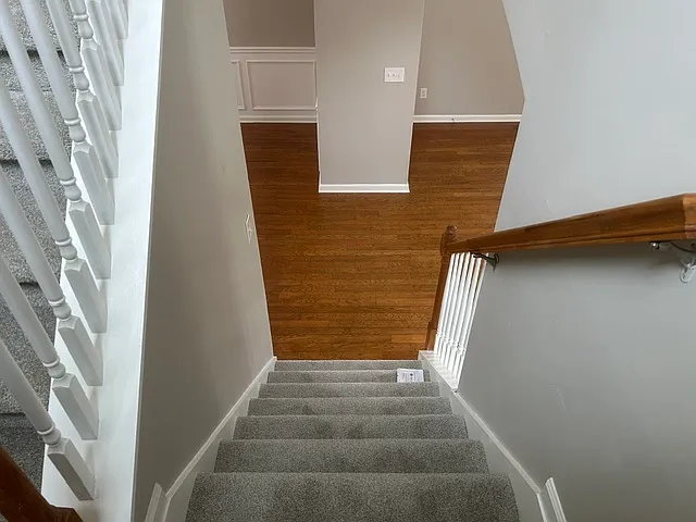 96 Vine St NW — Photo 15