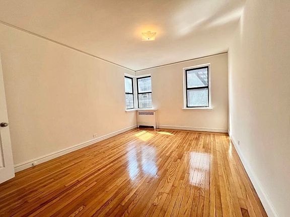 2nd image of 2265 University Ave #4H