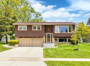 1410 W Jo Ann Ln, Addison, IL 60101