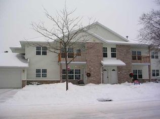 319 Summit Dr, Wausau, WI 54401