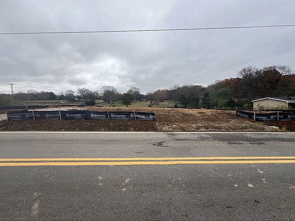 4th image of 9861 Split Log Rd