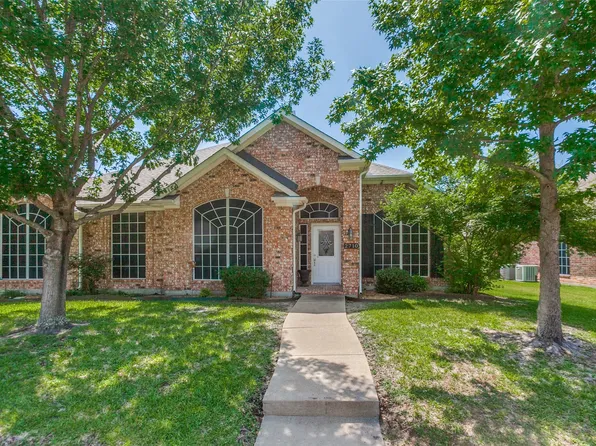 2710 Roughleaf Ln, Rowlett, TX 75089