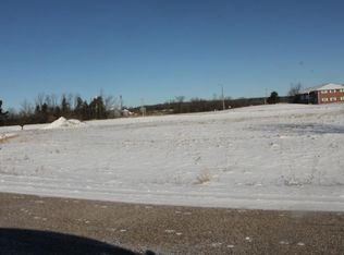 1028 Mill Pond Cir #19, Weyauwega, WI 54983