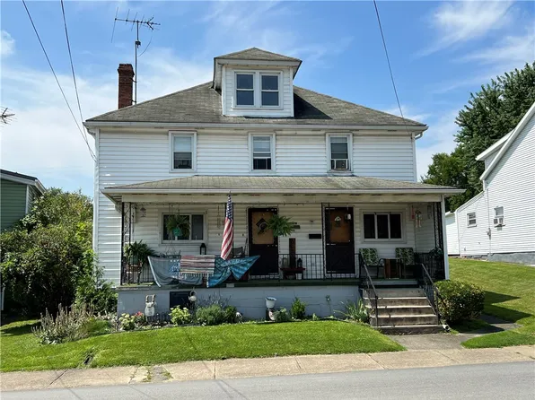 6819 Low St, Mount Pleasant, PA 15666