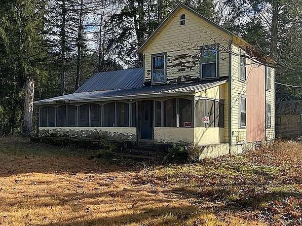 998 W Mountain Road, Hadley, NY 12835