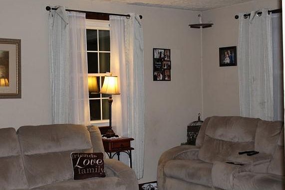 4th image of 1624 Carolina Ave