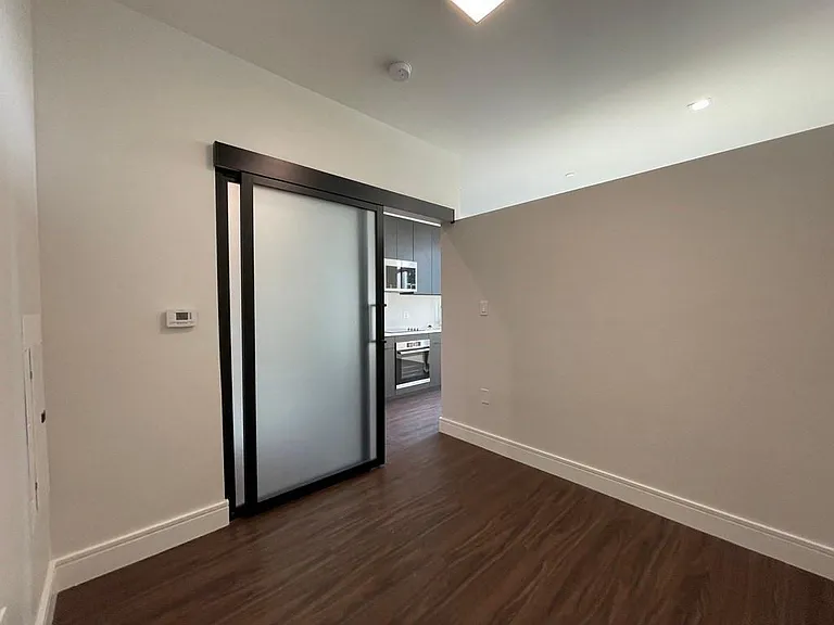 99 Sumner St #213 — Photo 4