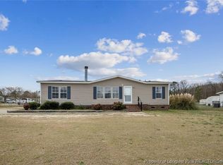 823 Blue Rd, Parkton, NC 28371