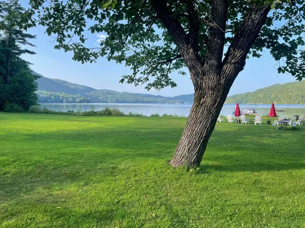 748 Lake Morey Road, Fairlee, VT 05045