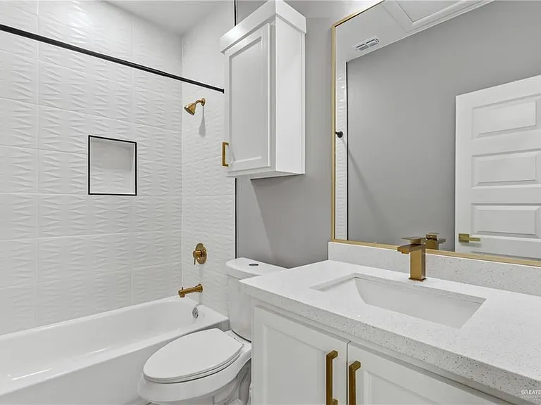 1802 W Violet Dr #1 — Photo 12