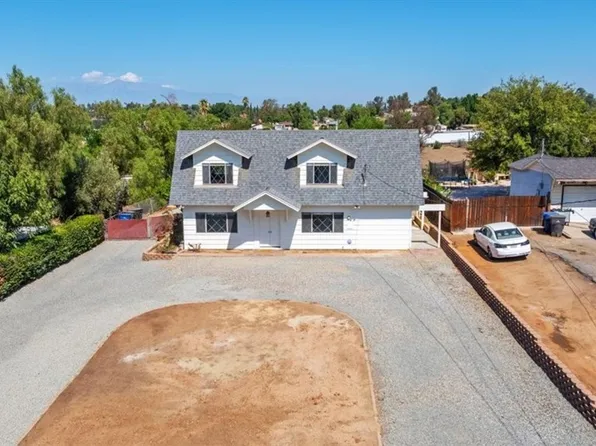 10555 Robinson Ave, Riverside, CA 92505