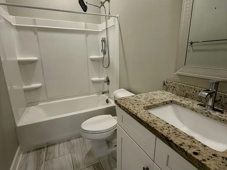 4512 Western Woods Dr — Photo 14
