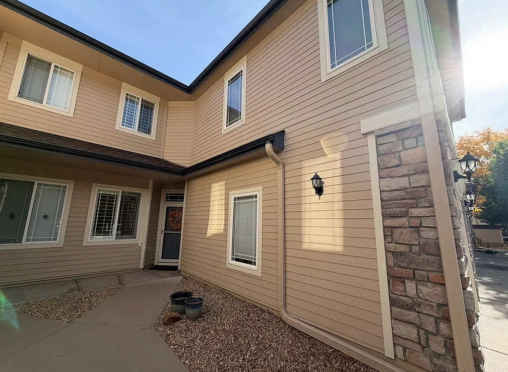 2 bed, 1433 sqft, $2,800 — Photo 2