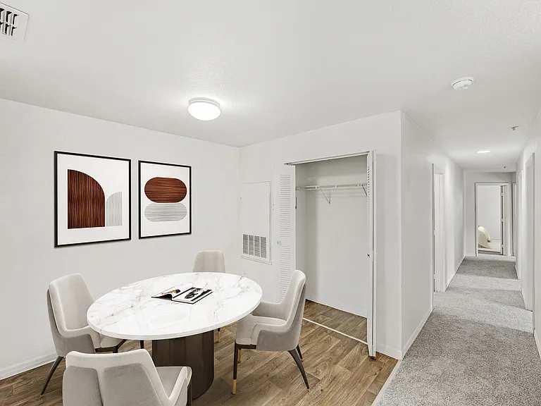West Pointe Villas Apartment Homes — Photo 19