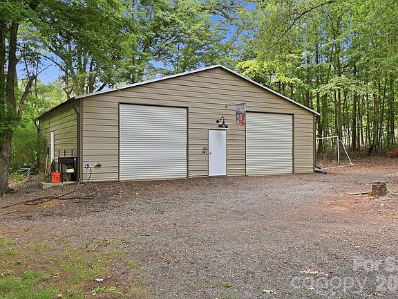 4th image of 16665 Stokes Ferry Rd