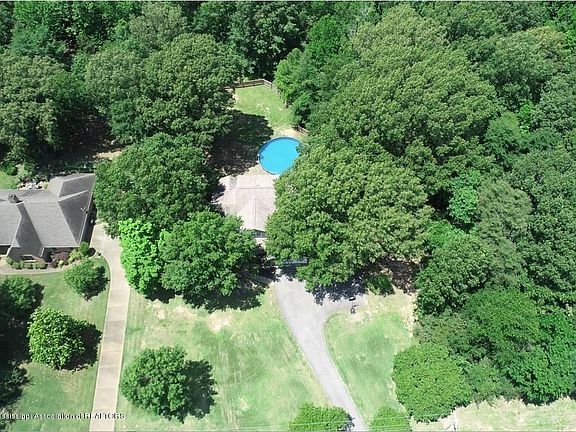 2nd image of 4515 Miranda Dr