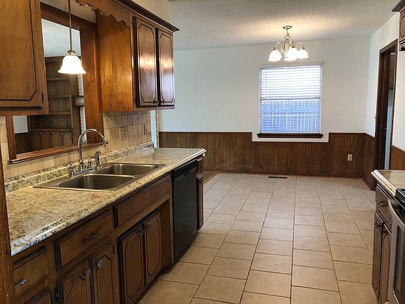 Open Kitchen and Dining 