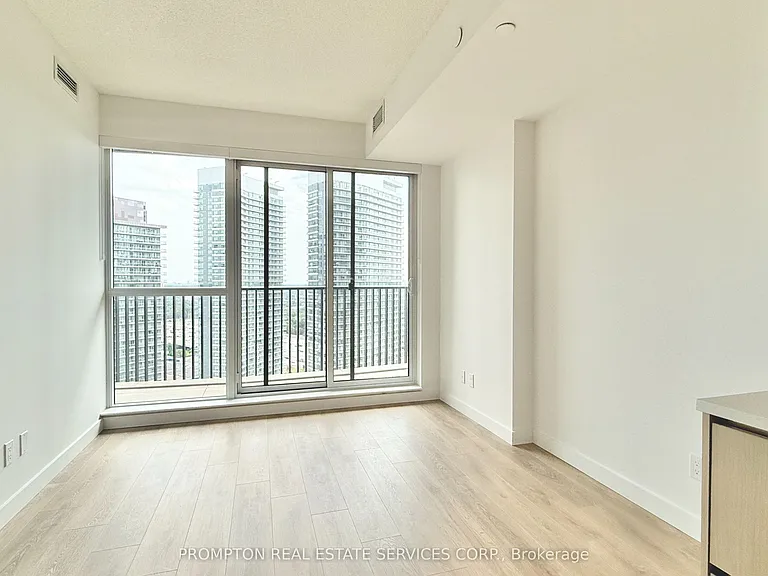 18 Esther Shiner Blvd #2311 — Photo 9
