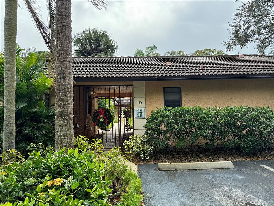 1930 Tamara Trl Vero Beach FL | Zillow