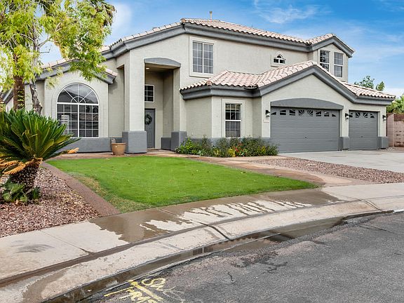 3rd image of 4542 E Barbarita Ct