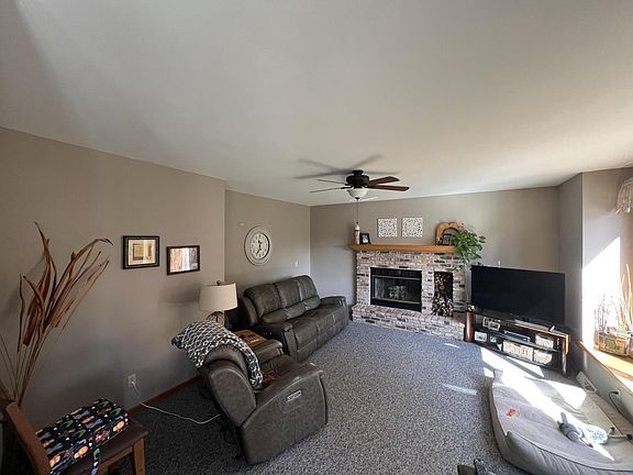 5th image of W253S10980 Hunters Run