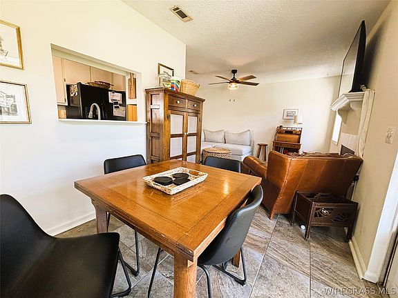 5th image of 139 Woodfield Pl
