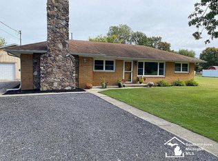 8570 Crabb Rd, Temperance, MI 48182