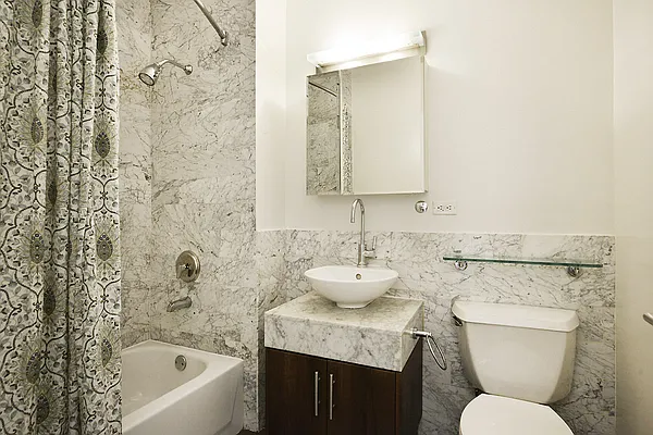 Rented by Verus Real Estate | media 13