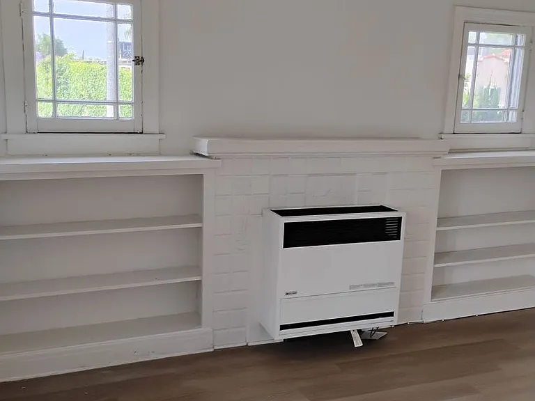 2229 Vineyard Ave — Photo 9
