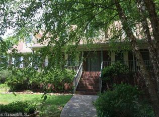 400 Terrace Rd, Lexington, NC 27295