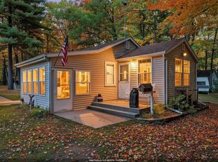 N7805 Noquebay Rd, Crivitz, WI 54114